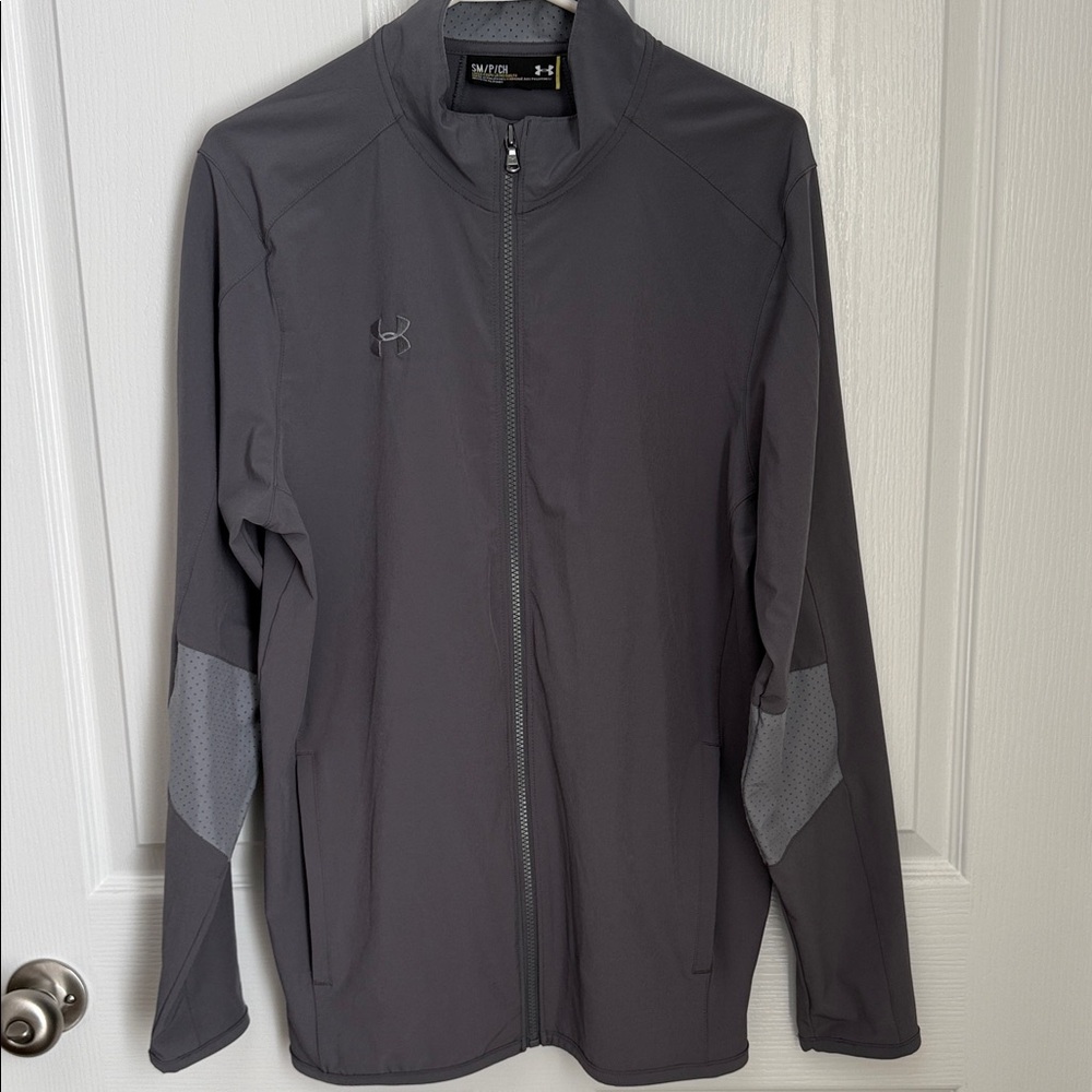 Men’s Under Armour Gray Jacket, Size small, excellent condition